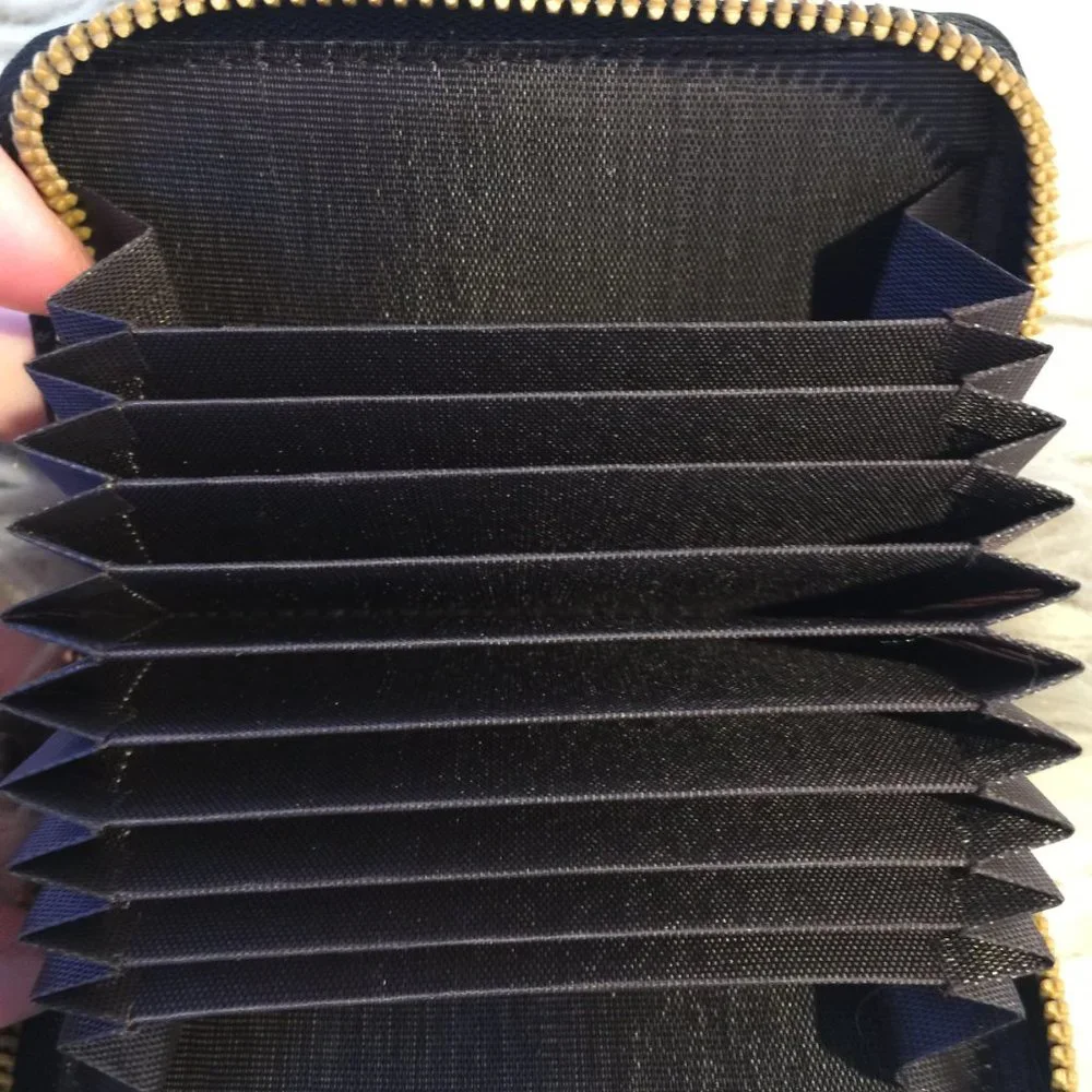 NWOT Shein Cow Print Mini Wallet - Picture 4 of 4